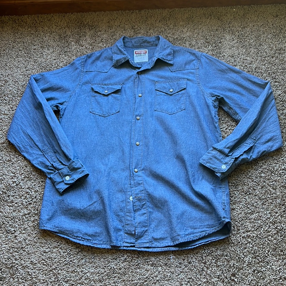 ❄️ Mens Wrangler button up Jean top